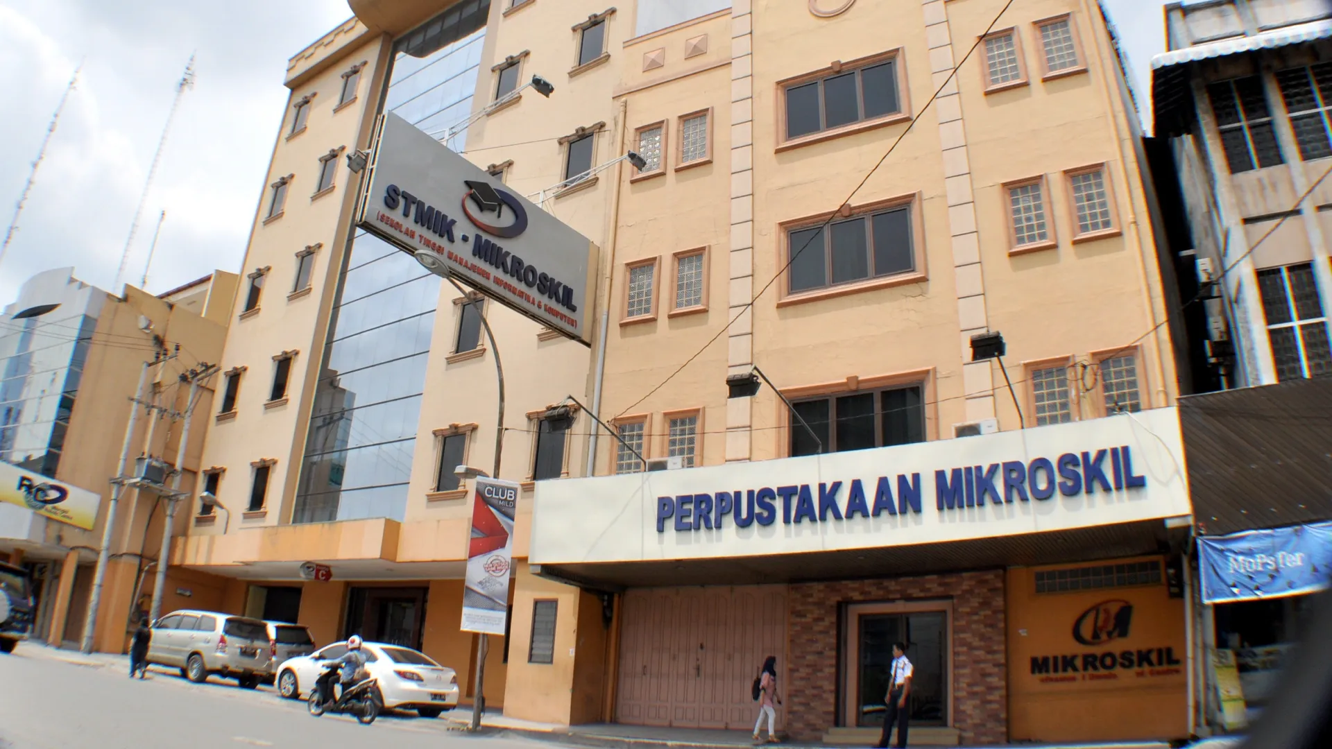 STMIK Mikroskil